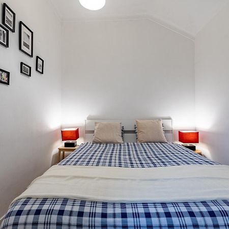 Third Floor Apartment At Graca Neighbourhood Lisbon Exterior photo